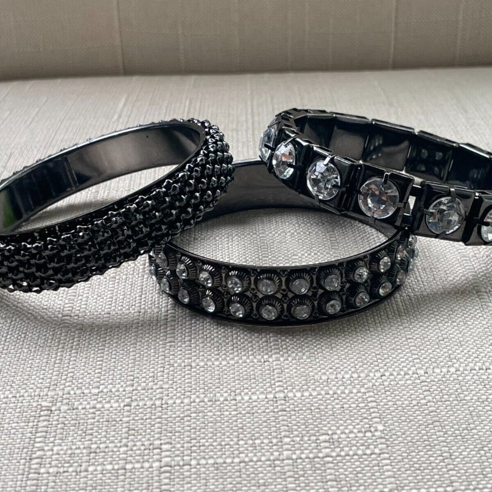 Women Bracelet Set of 3 Crystal Accent Black Metal Bangle Wristband - Picture 11 of 11